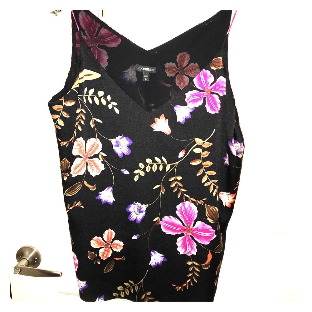 Express silk cami 🌺